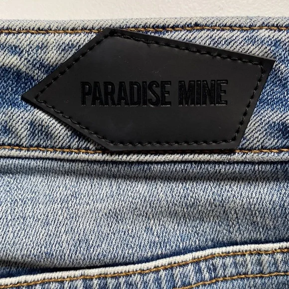 Paradise Mine High Rise Short - Picture 6 of 6